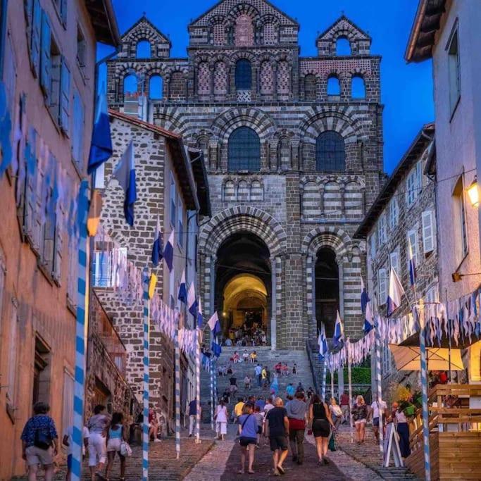 Maison Atypique - Centre Historique - Puy En Velay Le Puy-en-Velay Kültér fotó